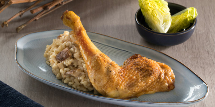 Recette du mois : Cuisse de poulet et son risotto aux cèpes et cœur de sucrine